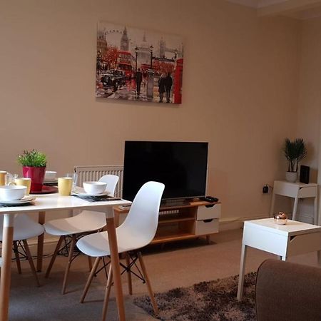 Bellaliving 2 Bedroom Apartment - Luton 卢顿 外观 照片